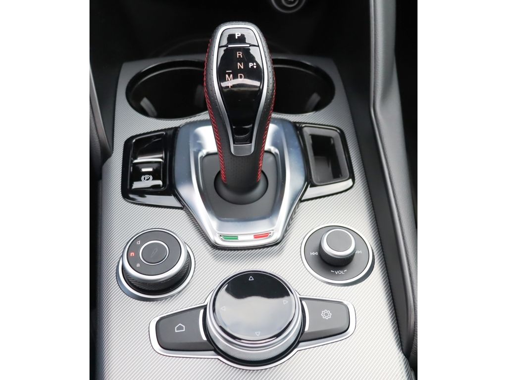 Alfa Romeo Giulia 2023