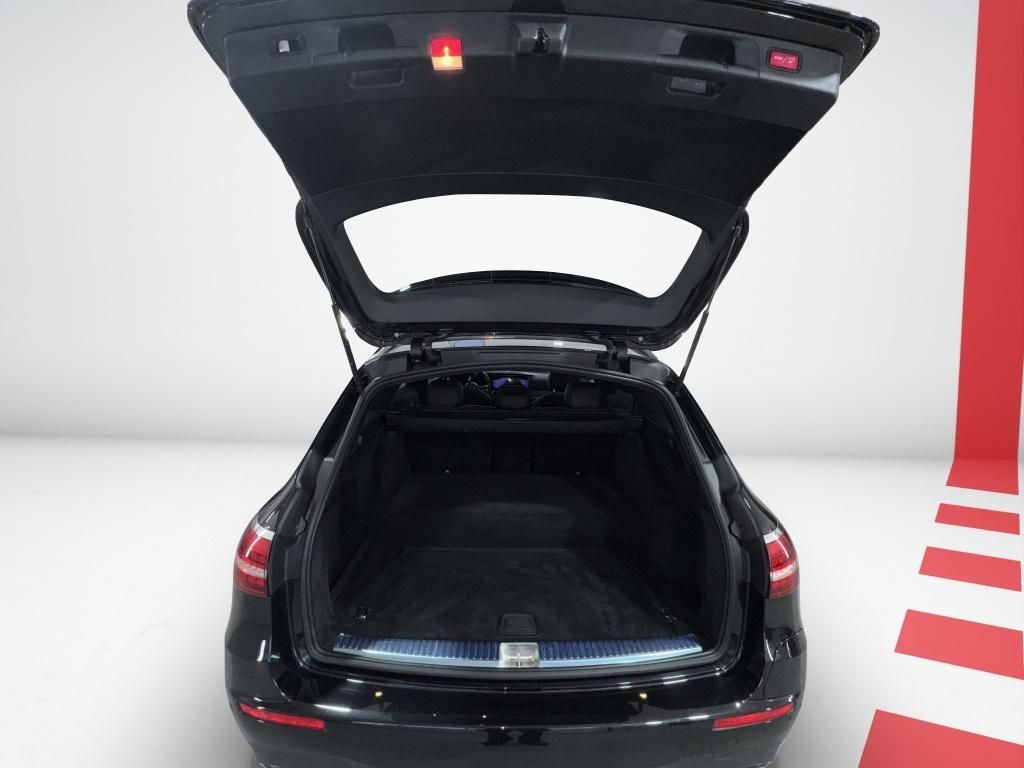 Mercedes-Benz E 300 2022