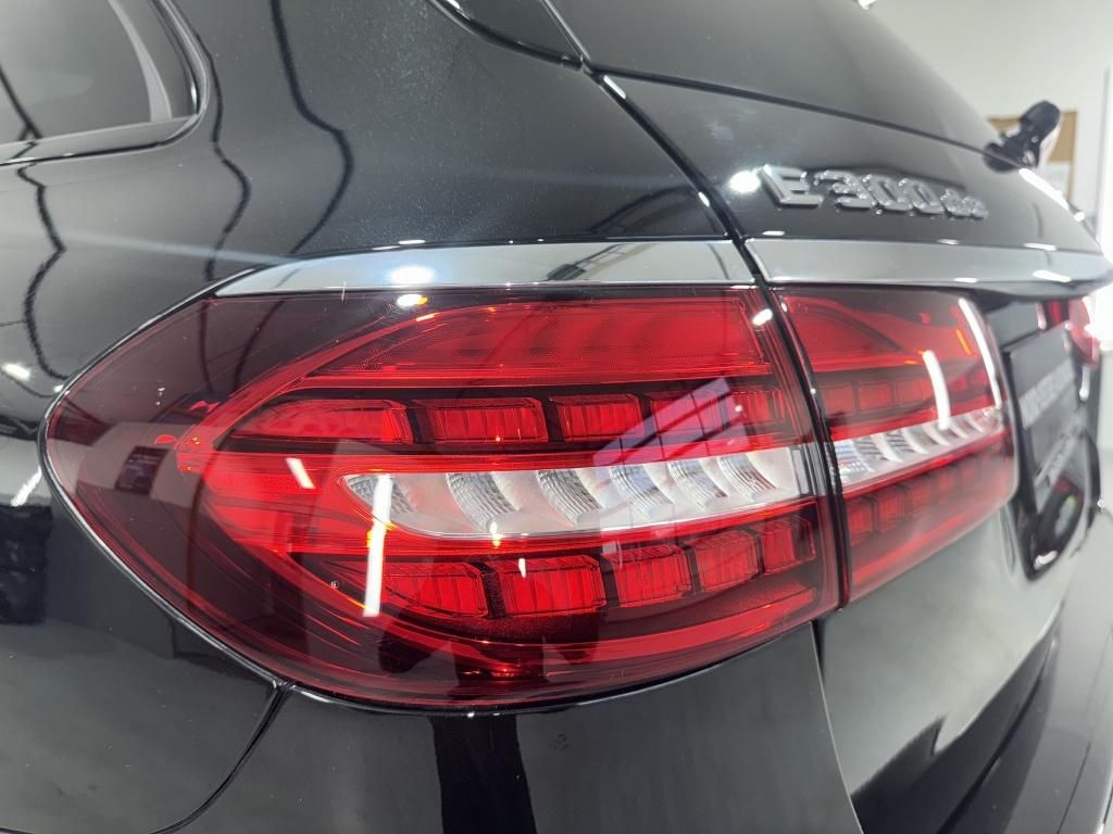 Mercedes-Benz E 300 2022