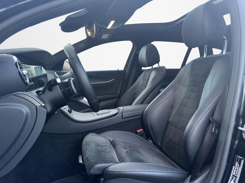 Mercedes-Benz E 300 2022