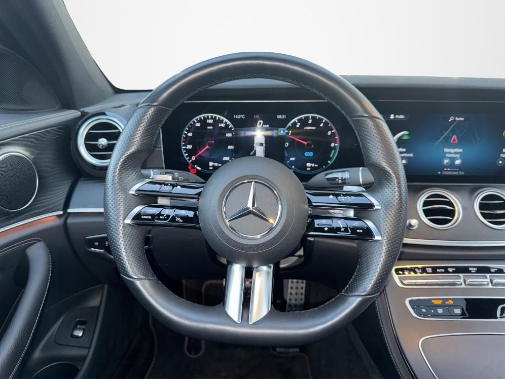 Mercedes-Benz E 300 2022