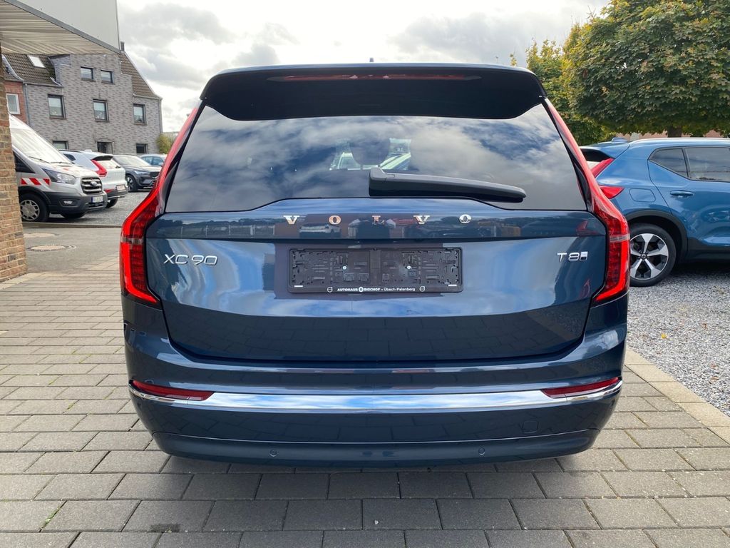 Volvo XC90 2025
