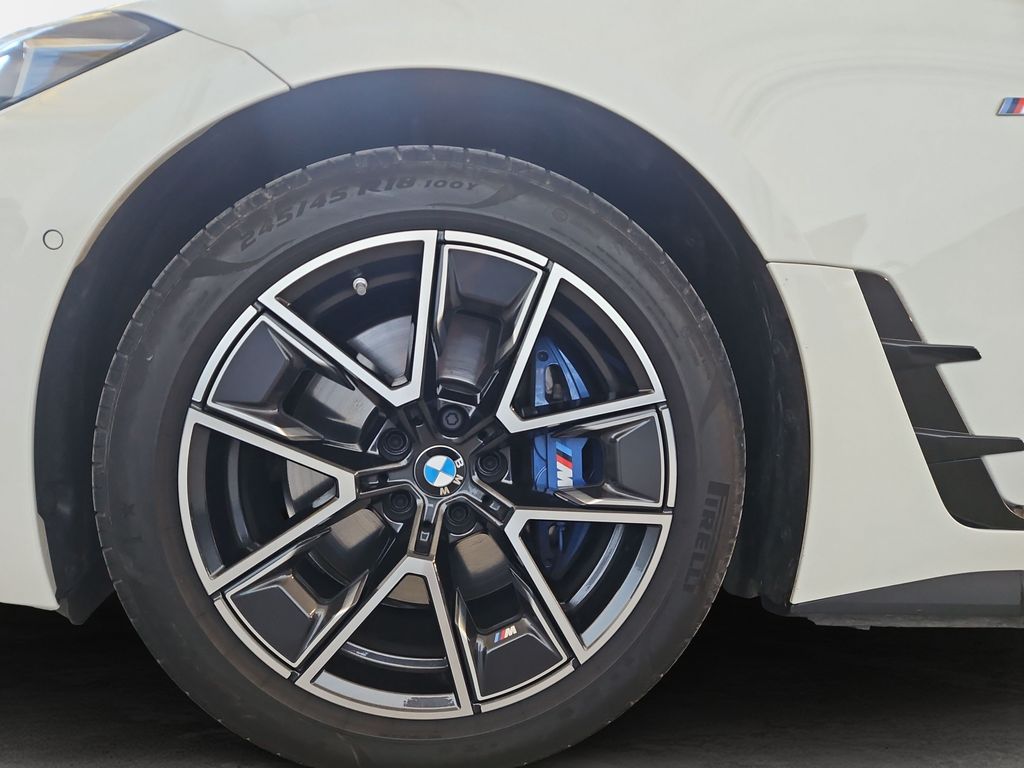 BMW i4 2025