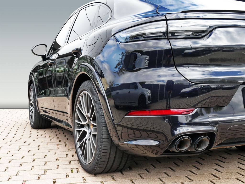 Porsche Cayenne 2021