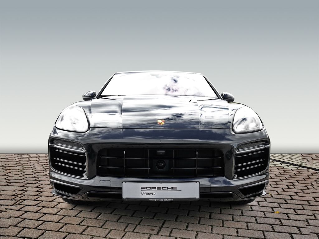 Porsche Cayenne 2021