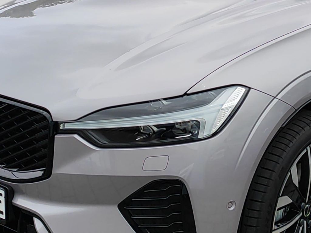 Volvo XC60 2025