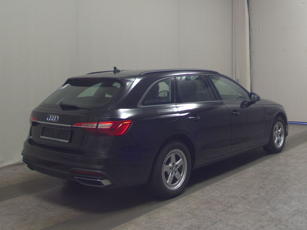 Audi A4 2021