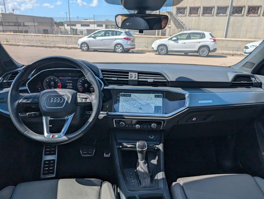 Audi Q3 2021