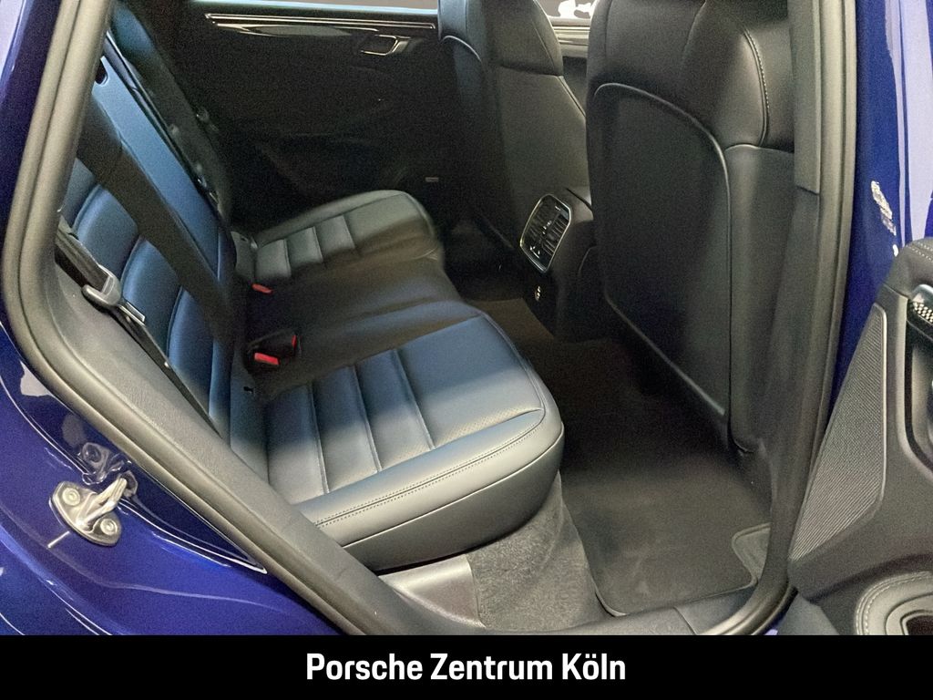 Porsche Macan 2023