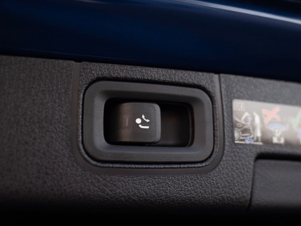 Mercedes-Benz A 200 2025