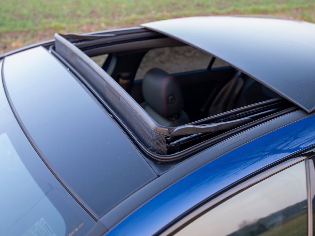 Mercedes-Benz A 200 2025