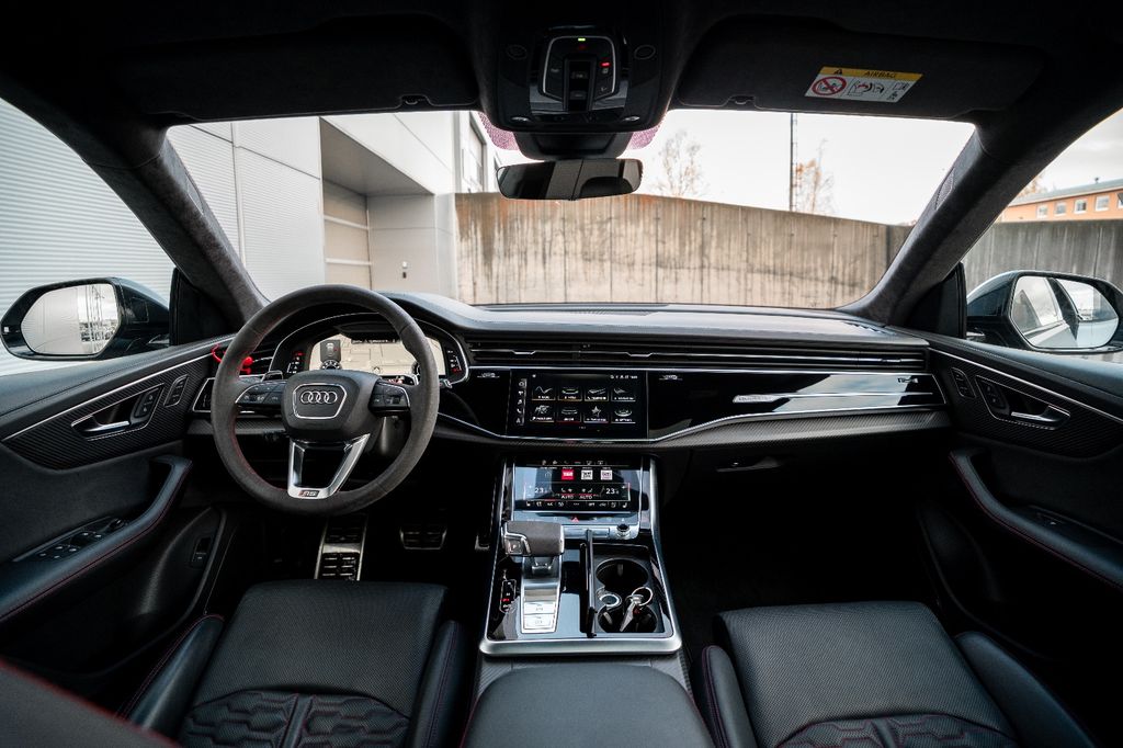Audi RSQ8 2023