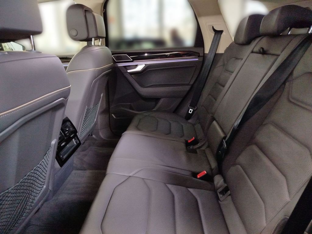 Volkswagen Touareg 2025