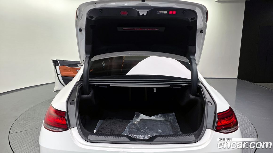 Mercedes-Benz CLS-Class 2023