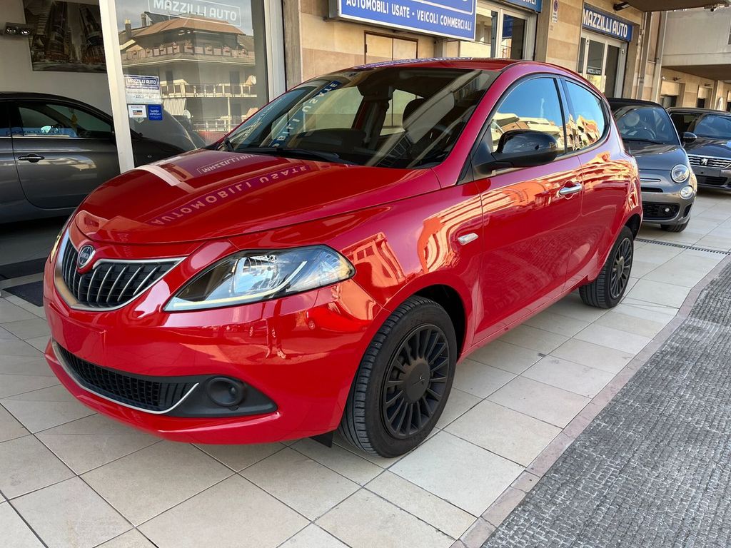 Lancia Ypsilon 2021