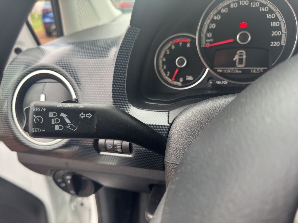Volkswagen up! 2021