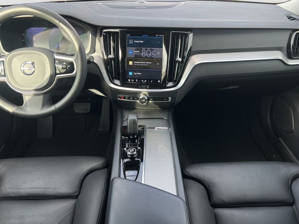 Volvo V60 Cross Country 2023