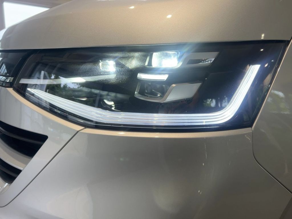 Volkswagen T7 Caravelle