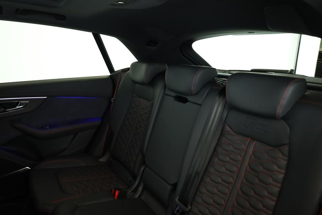 Audi RSQ8 2025