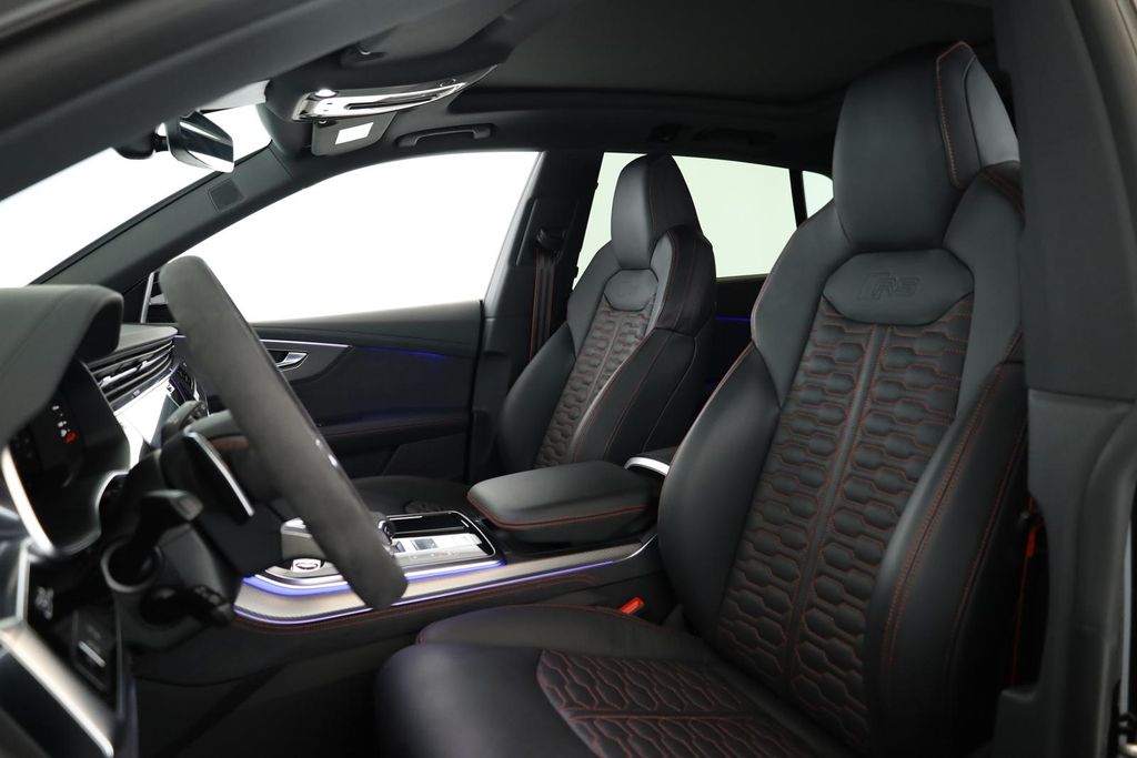 Audi RSQ8 2025