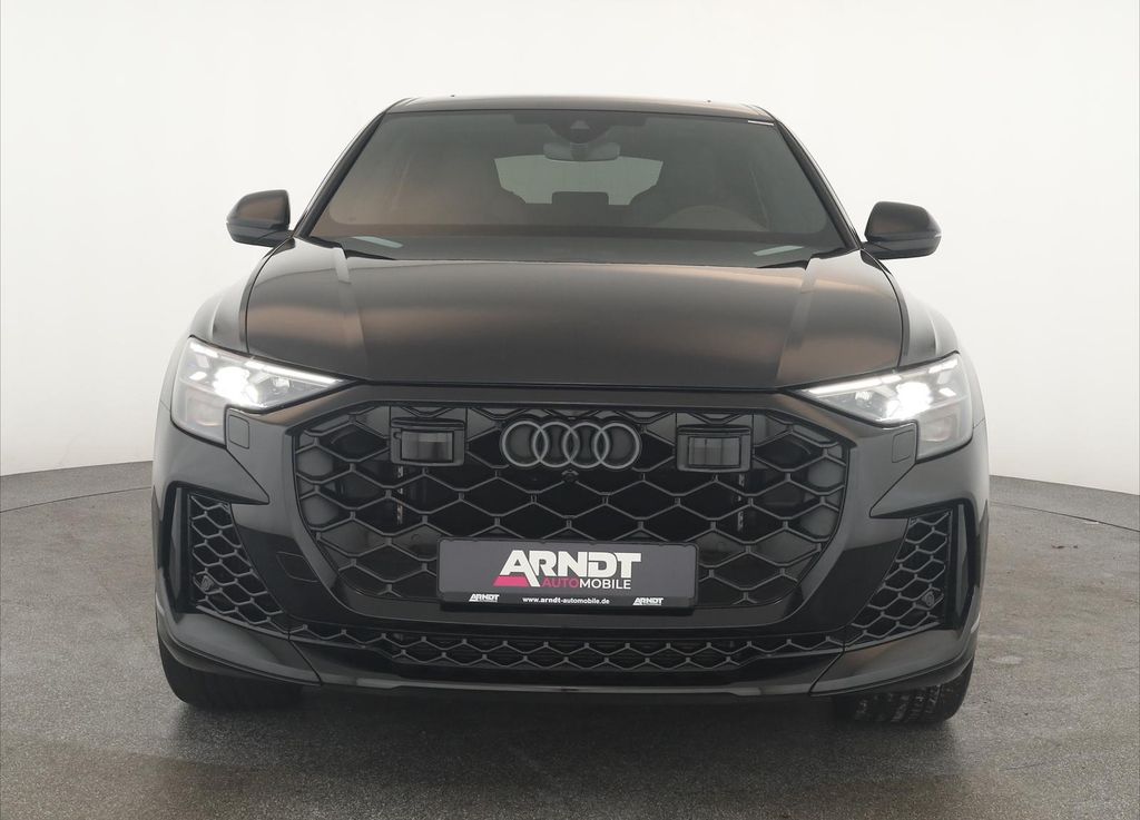 Audi RSQ8 2025