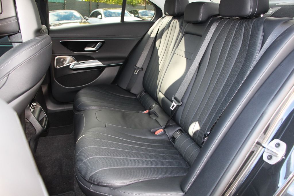 Mercedes-Benz E 200 2024