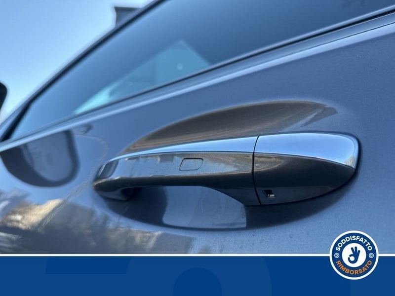 Mercedes-Benz A 180 2025