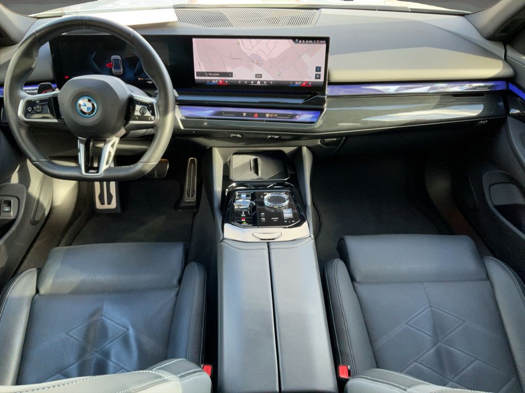 BMW i5 2023