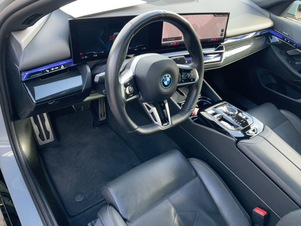 BMW i5 2023