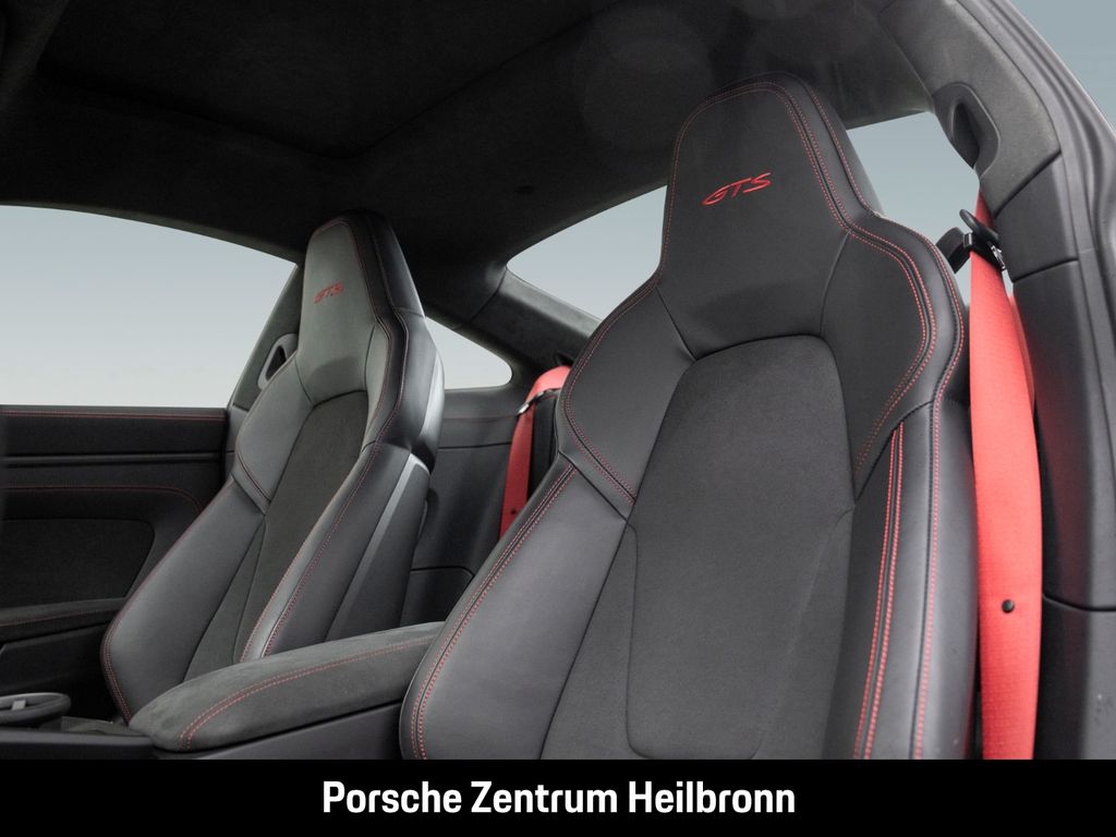 Porsche 992 2024