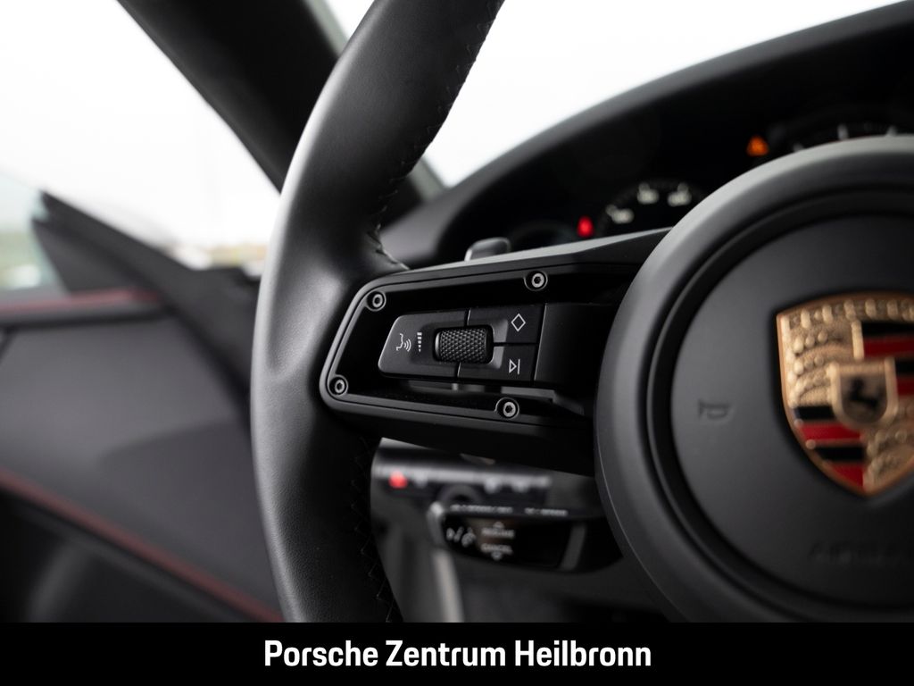 Porsche 992 2024