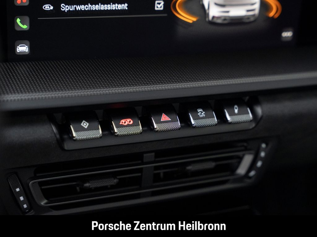Porsche 992 2024