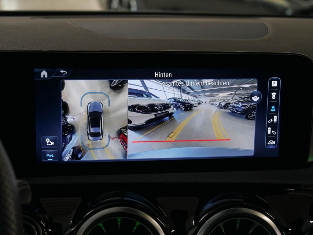 Mercedes-Benz A 220 2024