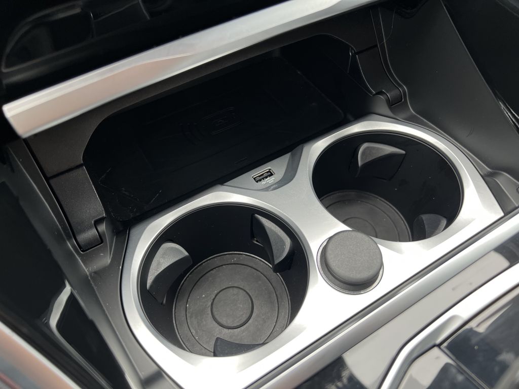 BMW M850 2024