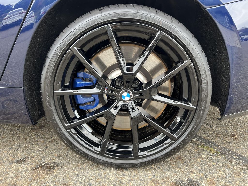 BMW M850 2024