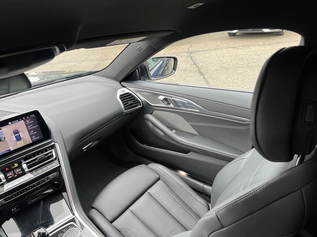 BMW M850 2024