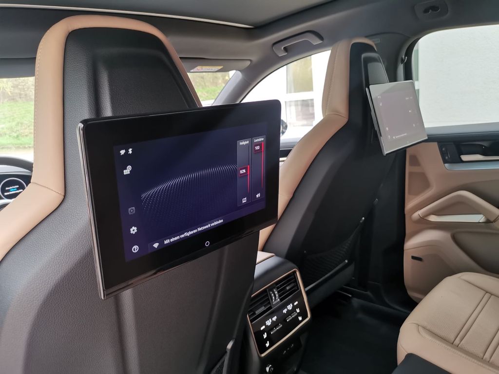 Porsche Cayenne 2025