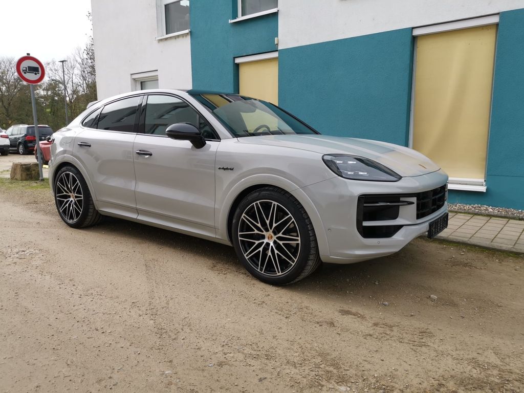 Porsche Cayenne 2025