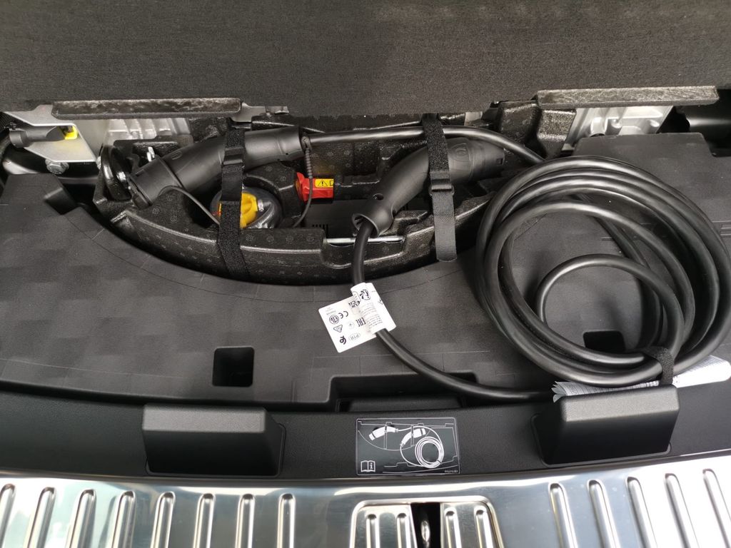 Porsche Cayenne 2025