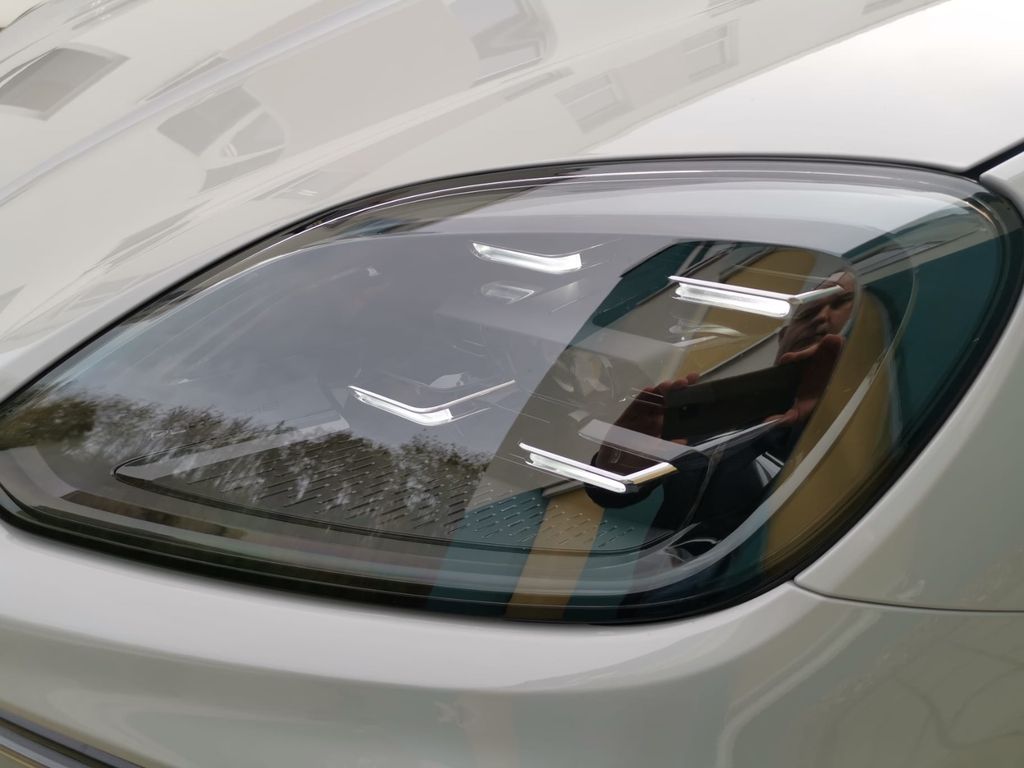 Porsche Cayenne 2025