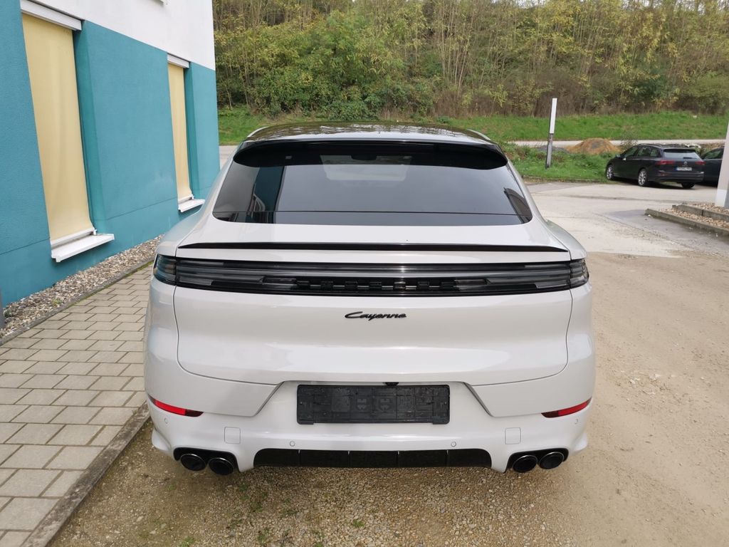 Porsche Cayenne 2025