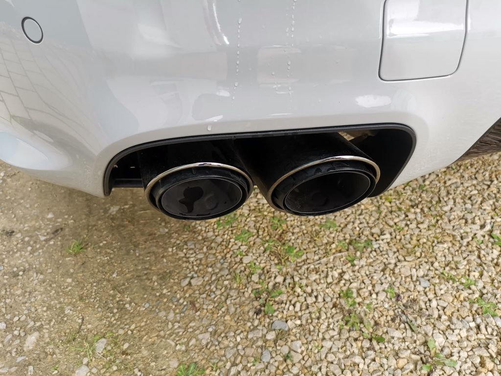 Porsche Cayenne 2025