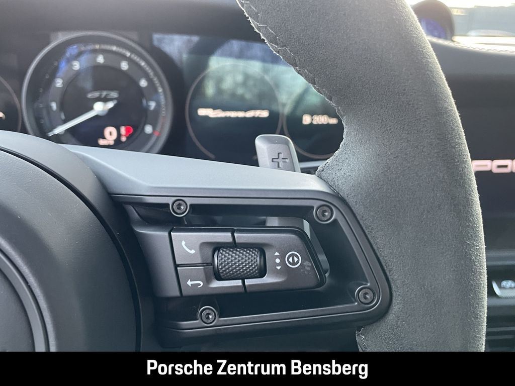Porsche 992 2024