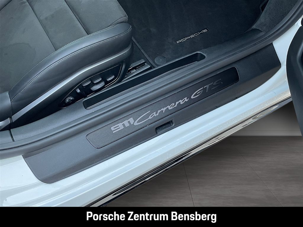 Porsche 992 2024