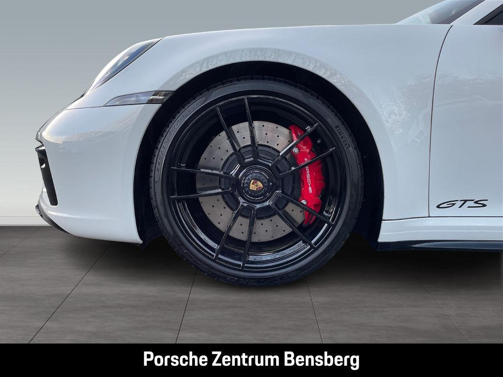 Porsche 992 2024