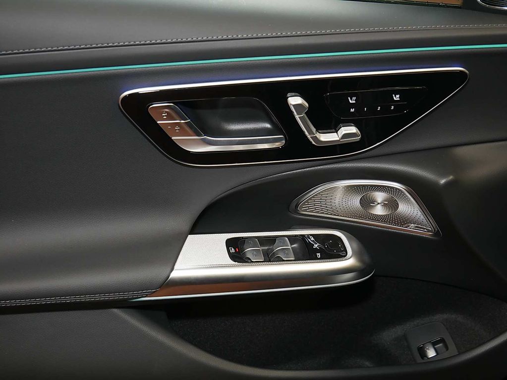 Mercedes-Benz E 450 2025