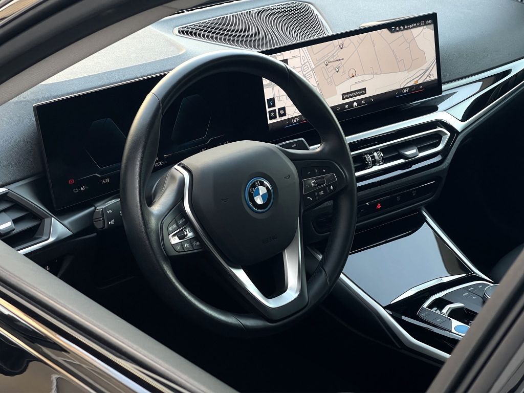 BMW i4 2023