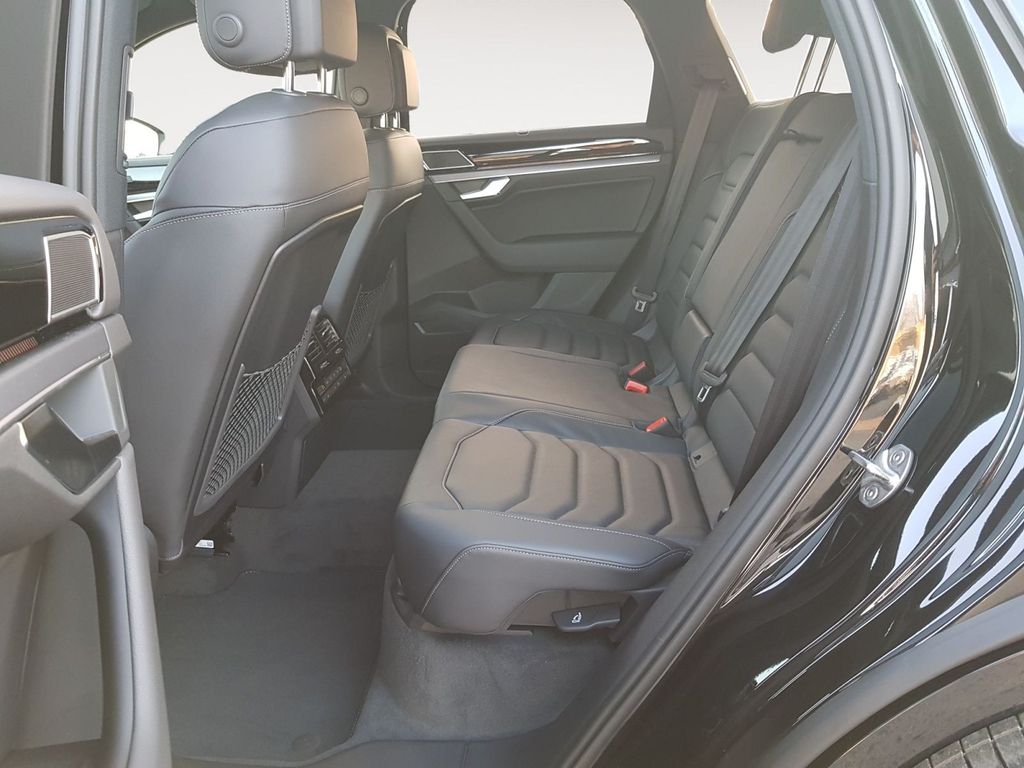 Volkswagen Touareg 2025