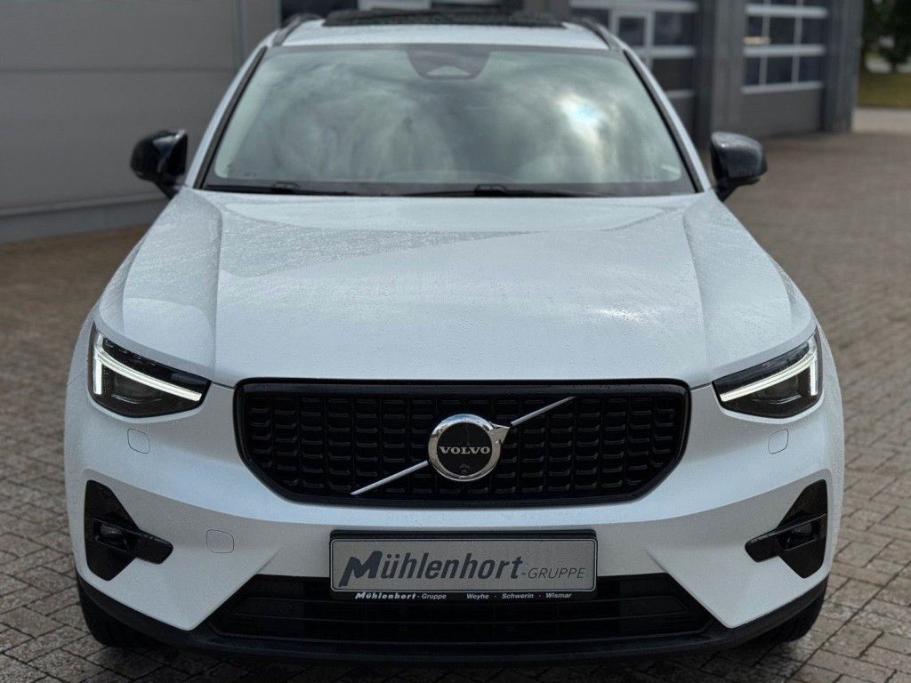 Volvo XC40 2024