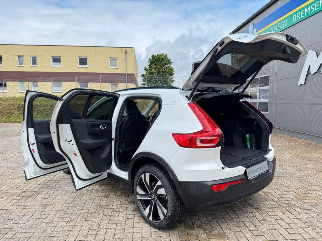 Volvo XC40 2024